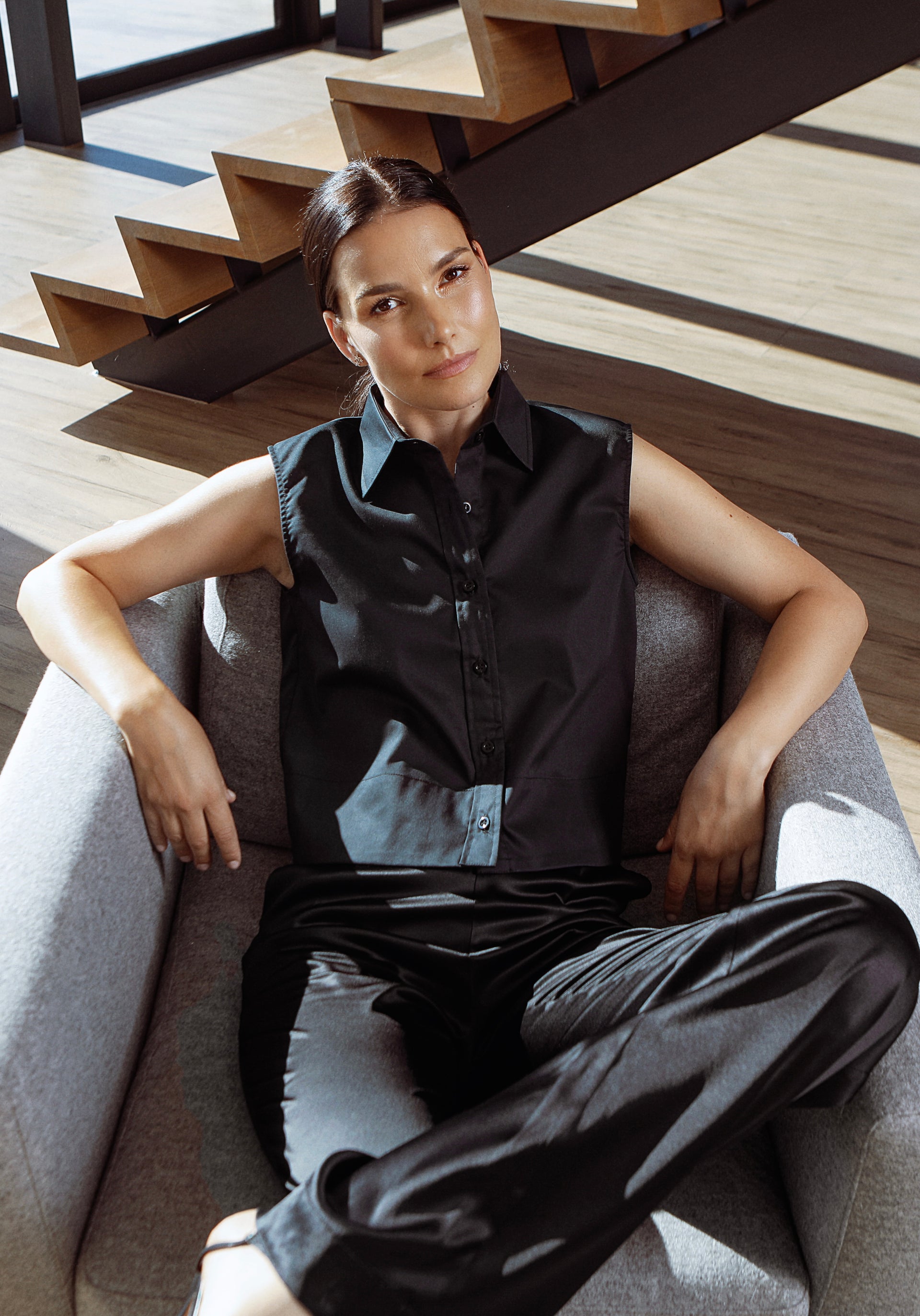 Cropped Cotton Shirt Linnea Black Sleevless